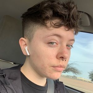 Meet your Posher, Markie